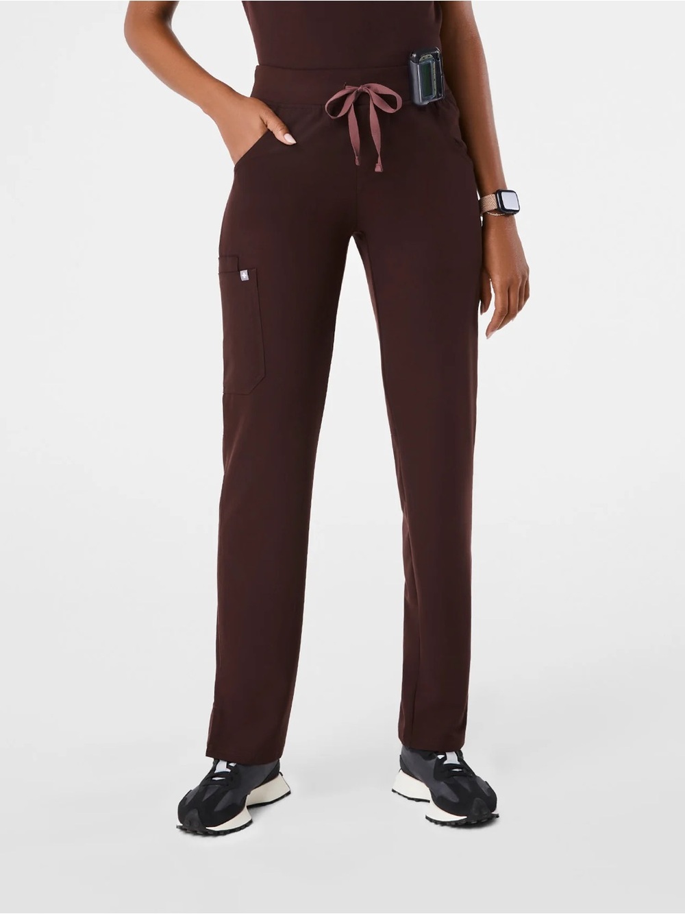 FIGS ESPRESSO Kade Mid-Rise Cargo Scrub Pant Size XSR XS Regular NEW